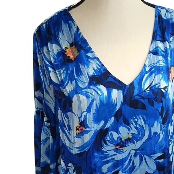 Isaac Mizrahi Blouse Blue Floral V Neck Flowy Womens Size S - Picture 3 of 8